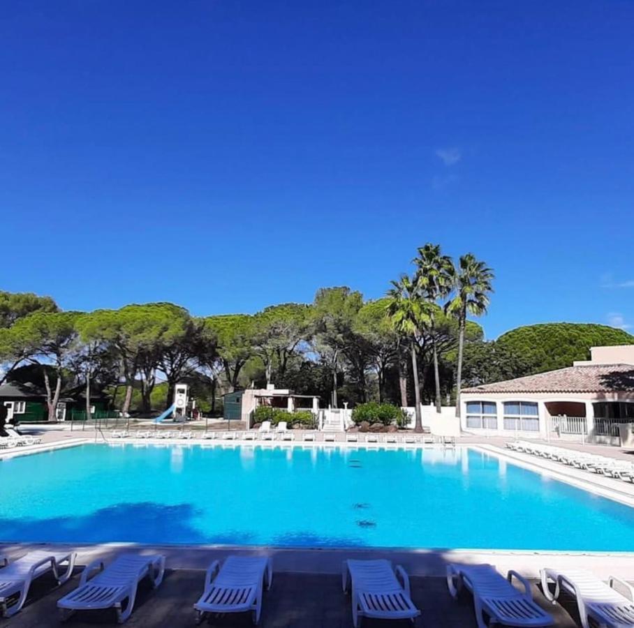 Studio Climatise Avec Piscine Saint-Raphaël Exteriér fotografie